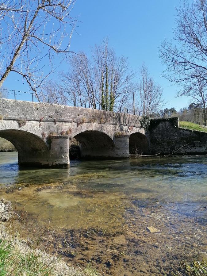 Chambre D'Hotes Esprit De Famille Landreville Εξωτερικό φωτογραφία