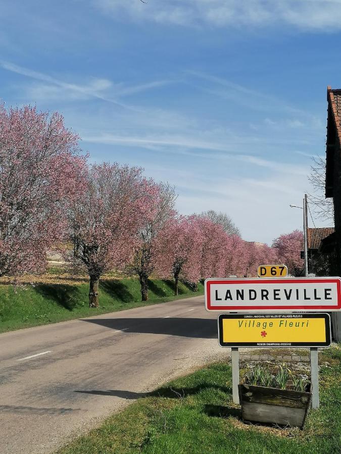 Chambre D'Hotes Esprit De Famille Landreville Εξωτερικό φωτογραφία
